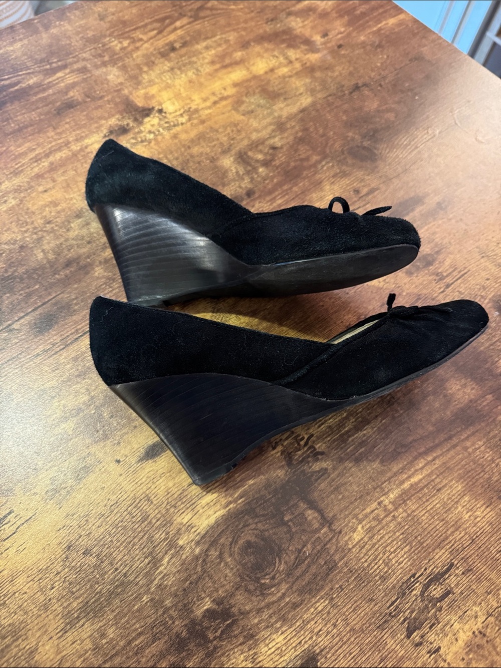 Steve Madden Black Suede Bow Pump Heels